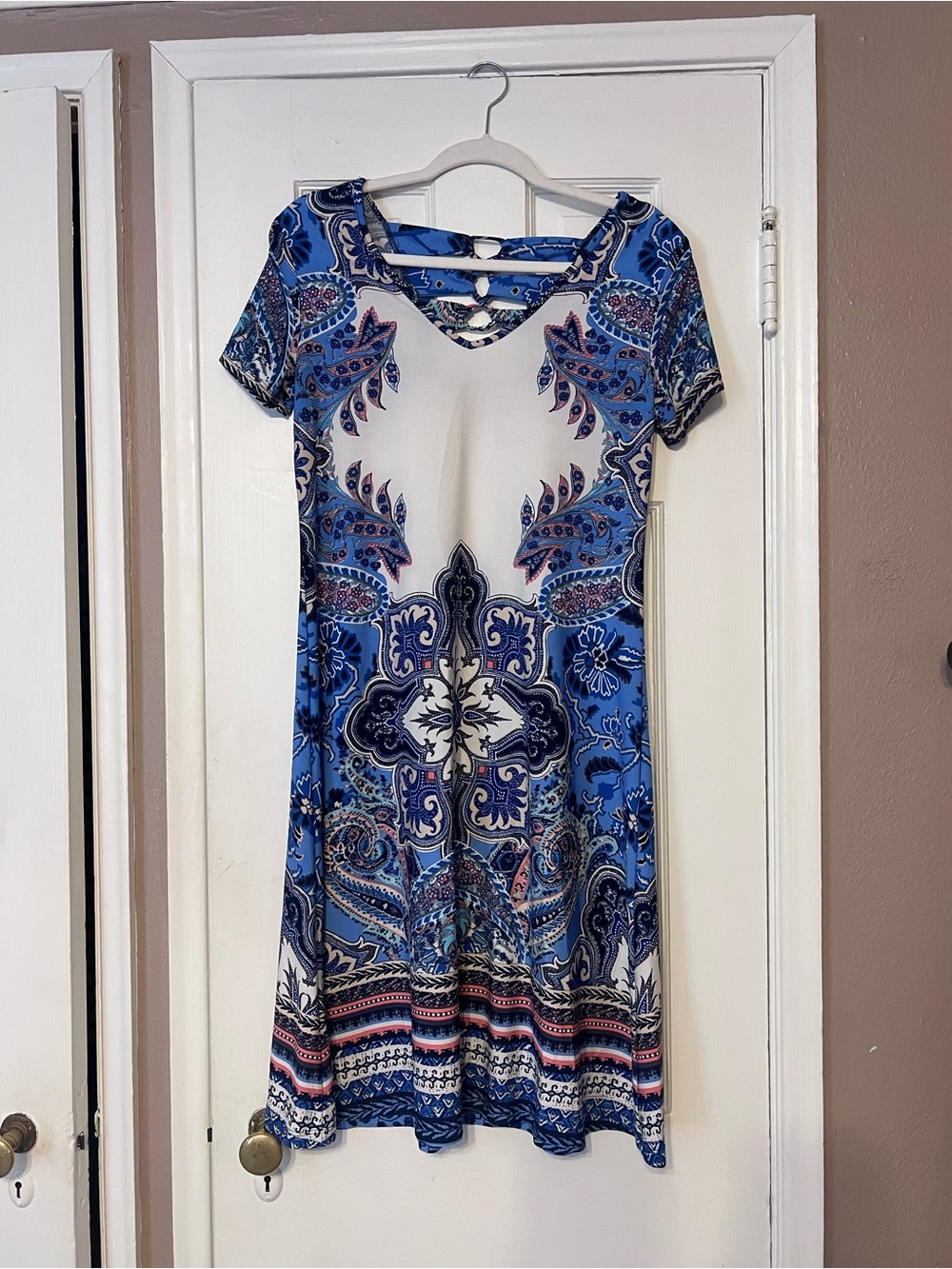 JohnPaulRichard Blue Paisley Short Sleeve V-Neck Dress